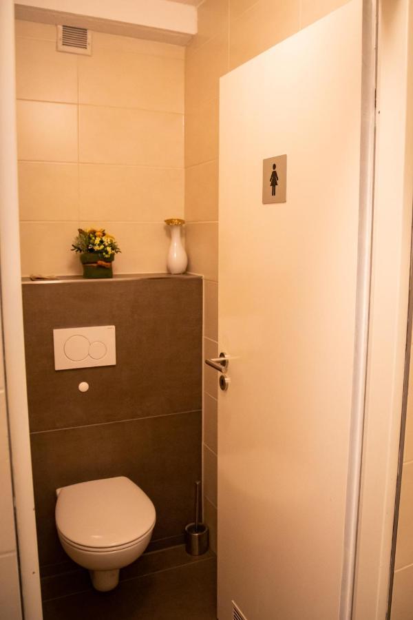 Loft Ferienwohnung Lechenich エアフトシュタット エクステリア 写真